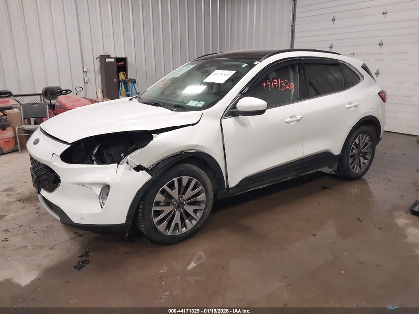 2022 Ford Escape Titanium