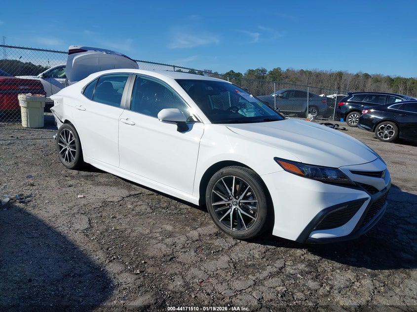 2023 Toyota Camry Se