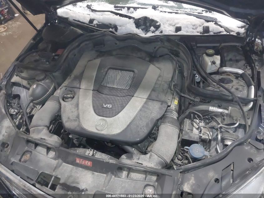 2011 Mercedes-Benz C 300 Luxury 4Matic/Sport 4Matic VIN: WDDGF8BB8BR163199 Lot: 44171583