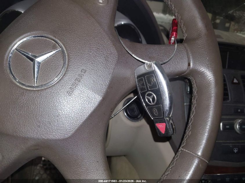 2011 Mercedes-Benz C 300 Luxury 4Matic/Sport 4Matic VIN: WDDGF8BB8BR163199 Lot: 44171583