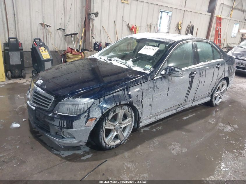 2011 Mercedes-Benz C 300 Luxury 4Matic/Sport 4Matic