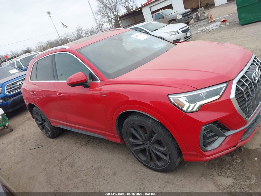2020 Audi Q3 Premium Plus 45 Tfsi S Line Quattro Tiptronic VIN: WA1EECF37L1114614 Lot: 44171605