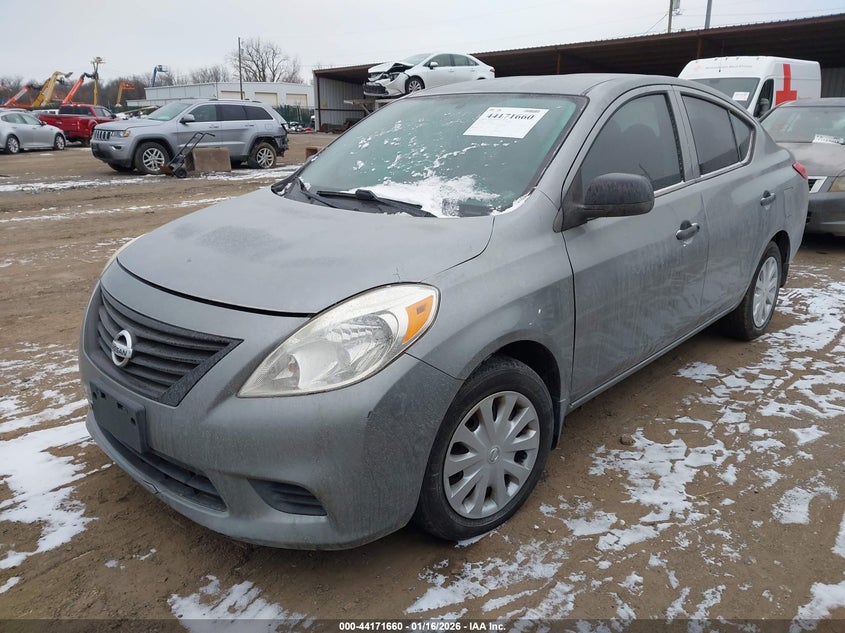 2012 Nissan Versa 1.6 S
