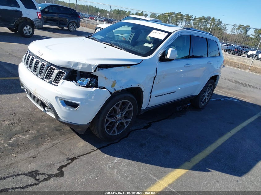 2018 Jeep Grand Cherokee Sterling Edition 4X2
