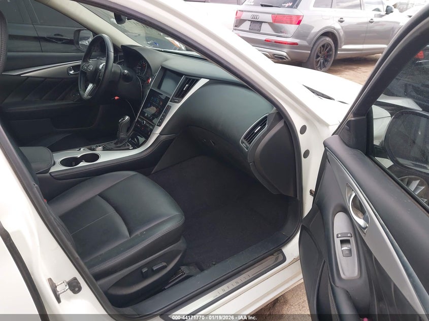 2021 Infiniti Q50 Luxe