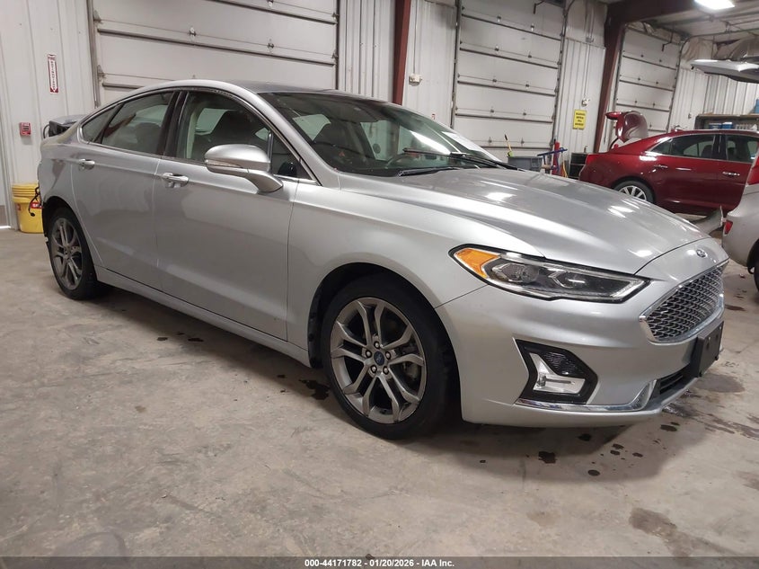 FORD FUSION HYBRID TITANIUM