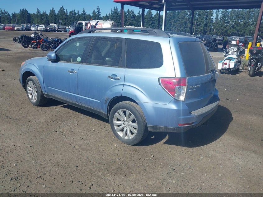 Vin: jf2shadc7ch422379, lot: 44667758, subaru forester 2.5x premium 20123