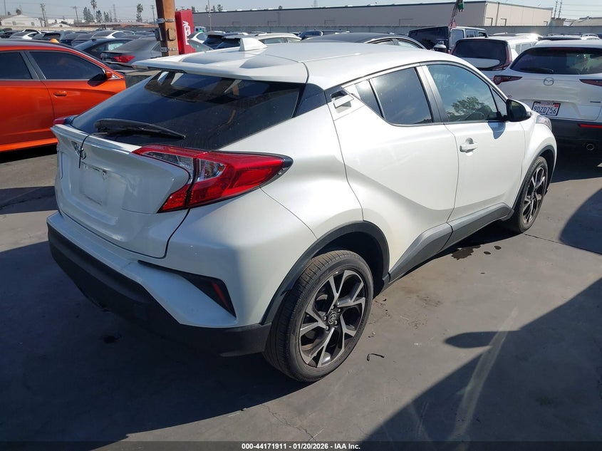 VIN JTNKHMBX2M1125967 2021 TOYOTA C-HR XLE