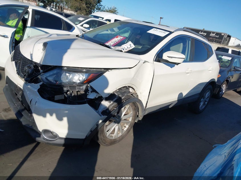 2017 Nissan Rogue Sport Sv