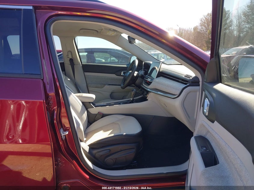 2022 Jeep Compass Latitude Fwd