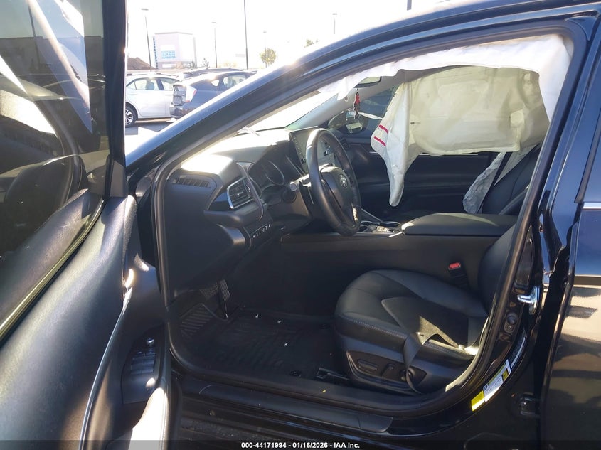 2024 Toyota Camry Hybrid Xse