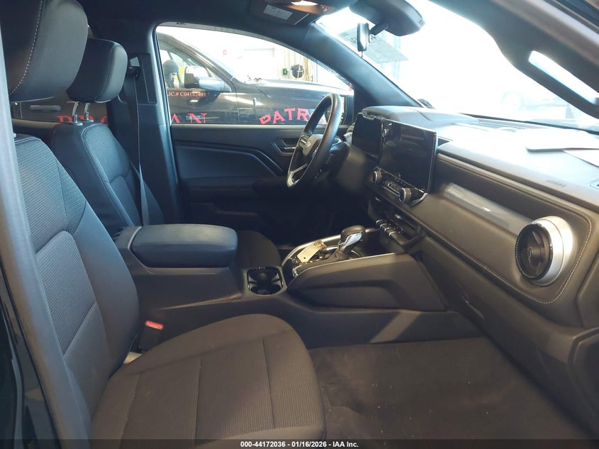 2024 Chevrolet Colorado 2Wd Lt