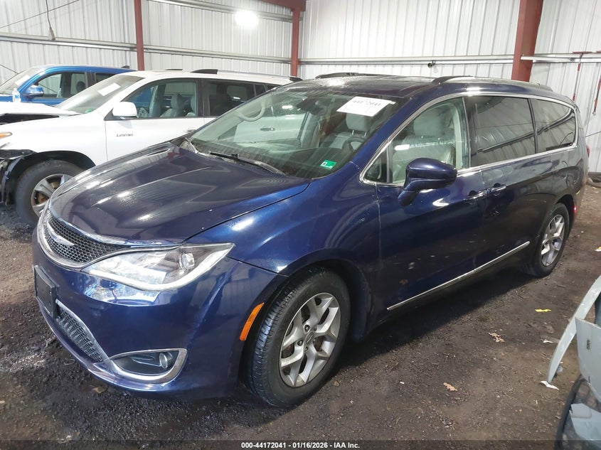 2017 Chrysler Pacifica Touring-L