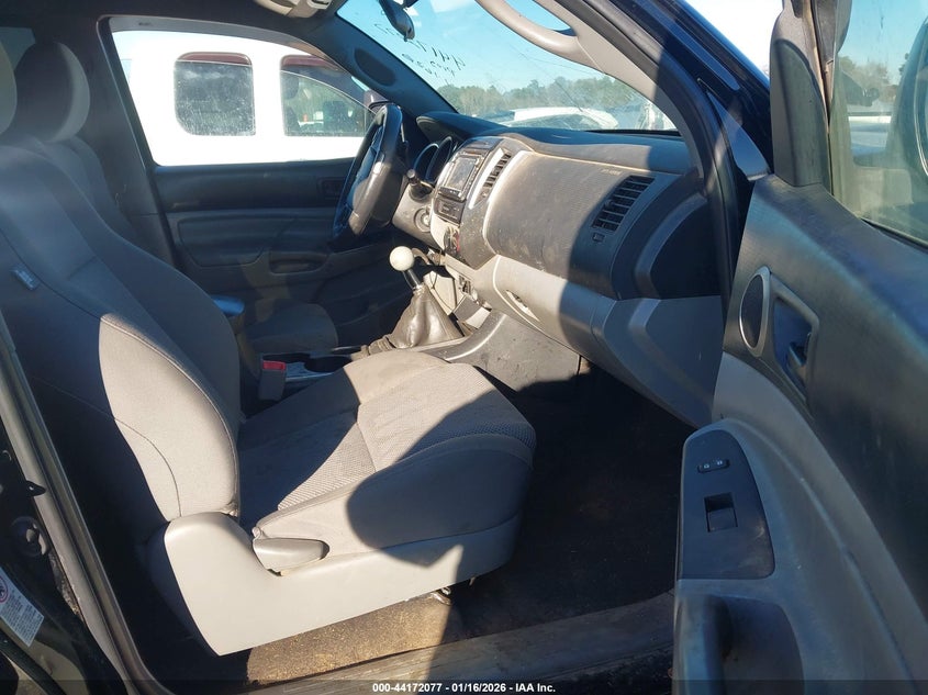 2015 Toyota Tacoma Base V6