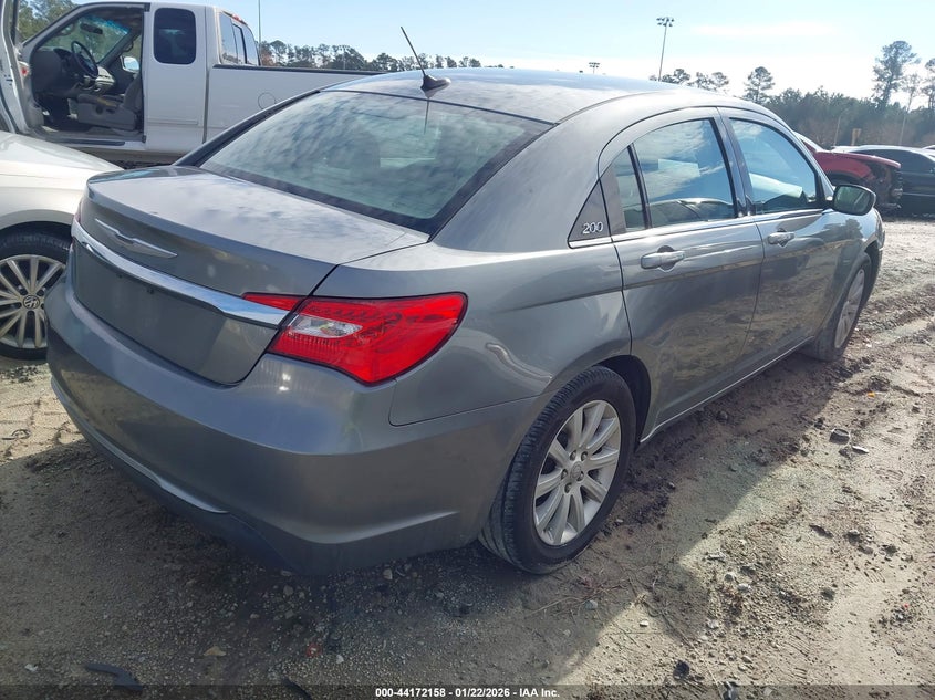 Vin: 1c3ccbbb1dn570018, lot: 44668117, chrysler 200 touring 20134
