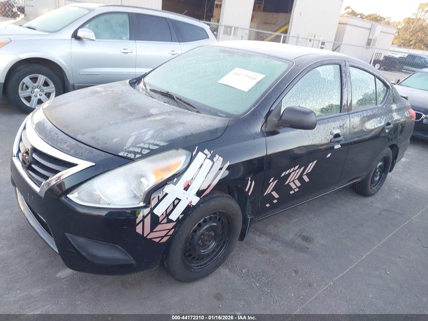 2015 Nissan Versa 1.6 S+
