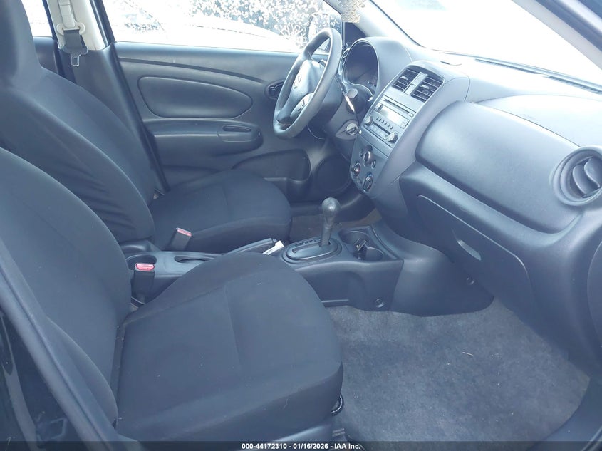 2015 Nissan Versa 1.6 S+