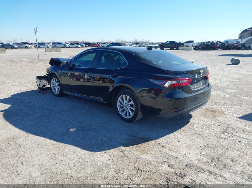 2021 Toyota Camry Le