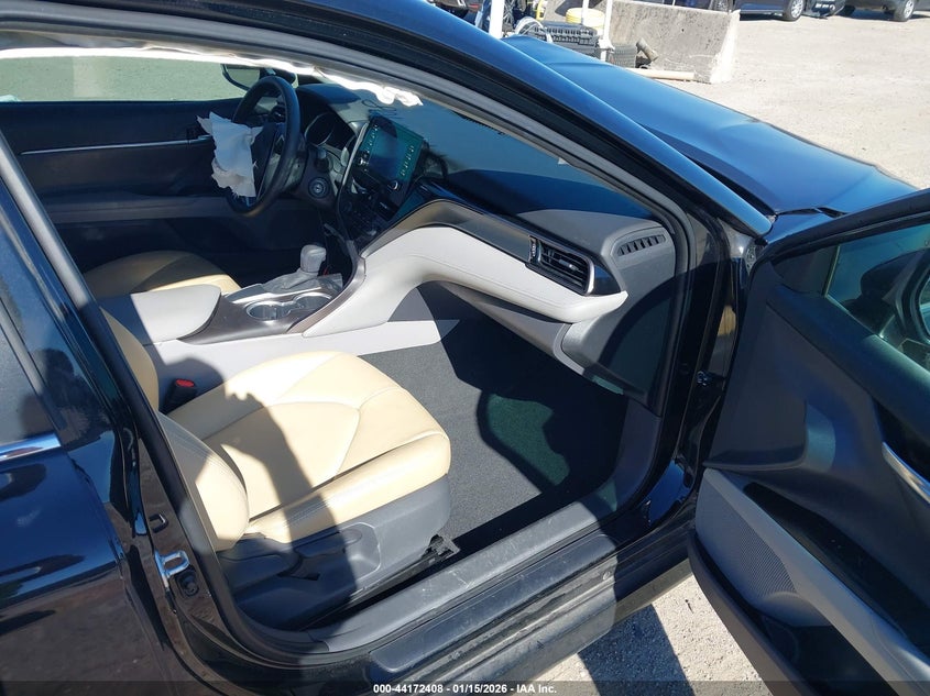 2021 Toyota Camry Le