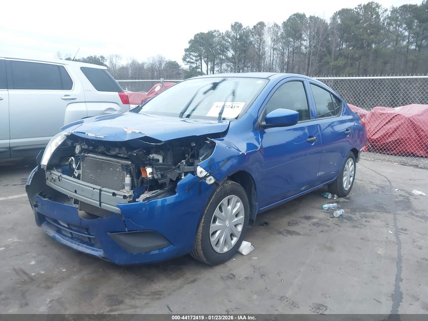 2016 Nissan Versa 1.6 S+