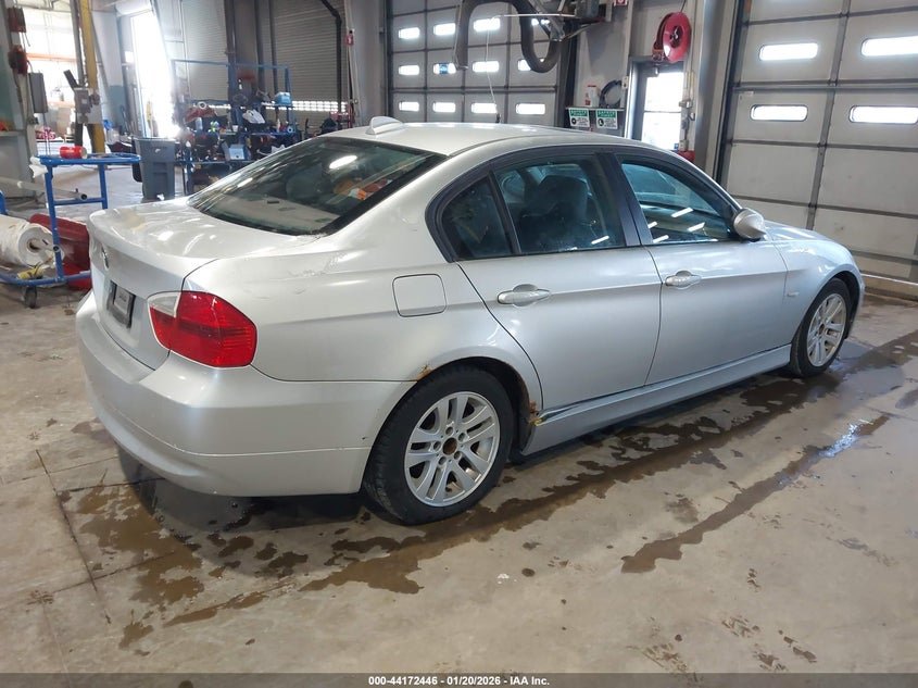 2006 BMW 325XI auction photo 4