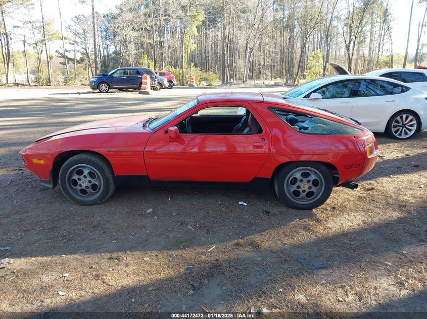 1981 Porsche 928 VIN: WP0JA0920BS820625 Lot: 44172473