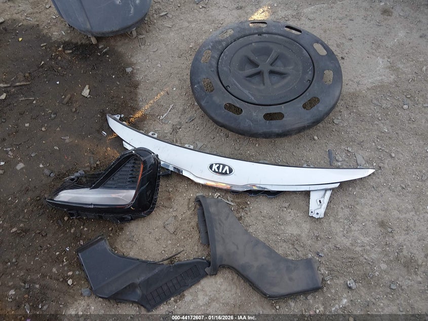 2020 Kia Optima Lx VIN: 5XXGT4L30LG380849 Lot: 44172607