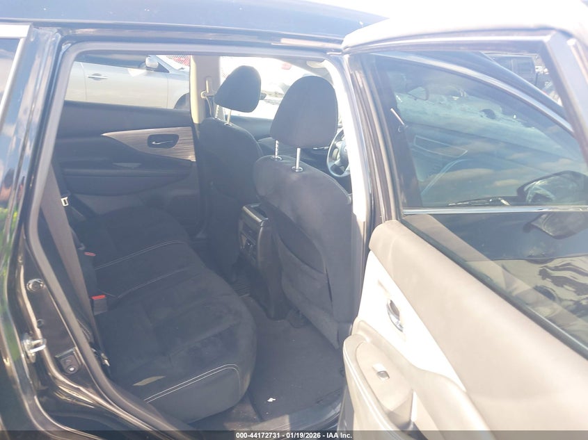 2017 Nissan Murano Platinum/S/Sl/Sv VIN: 5N1AZ2MH8HN105630 Lot: 44172731