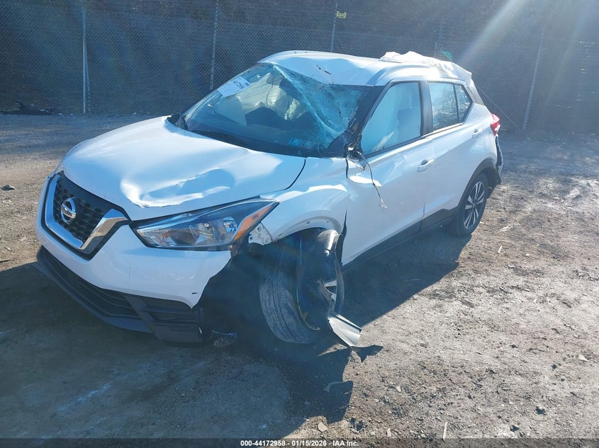 3N1CP5CV3LL563504 2020 Nissan Kicks Sv Xtronic Cvt photo 1