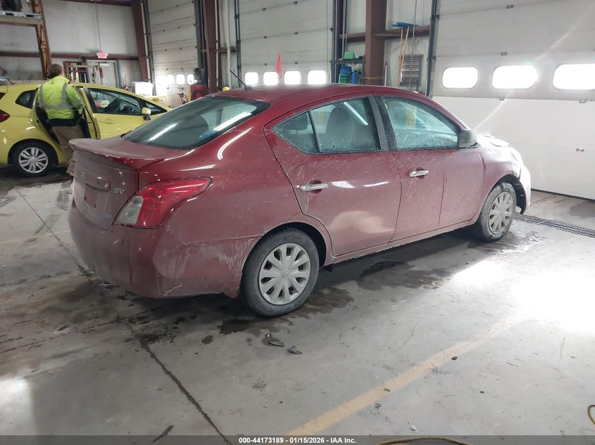 2013 Nissan Versa 1.6 Sv