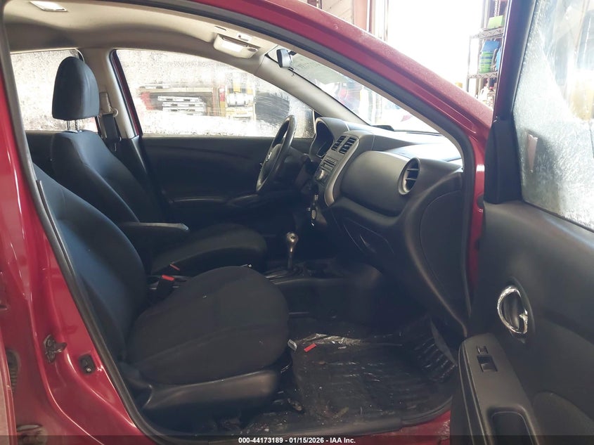 2013 Nissan Versa 1.6 Sv