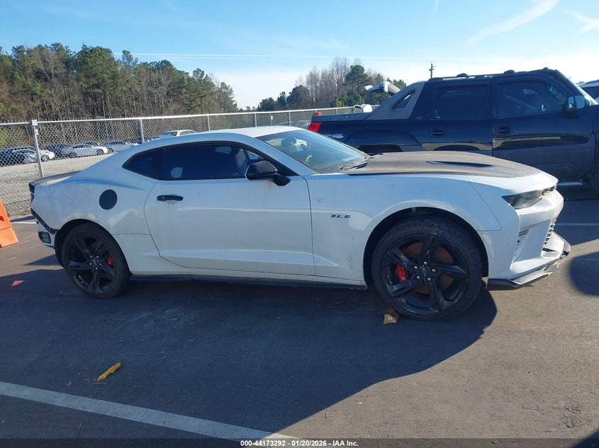 2018 Chevrolet Camaro 1Ss VIN: 1G1FE1R78J0146514 Lot: 44173292