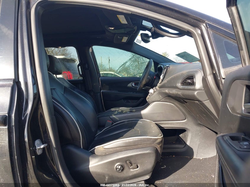 2022 Chrysler Pacifica Hybrid Limited