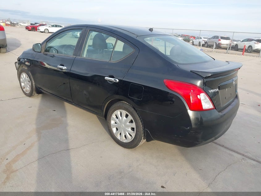 2014 Nissan Versa 1.6 Sv