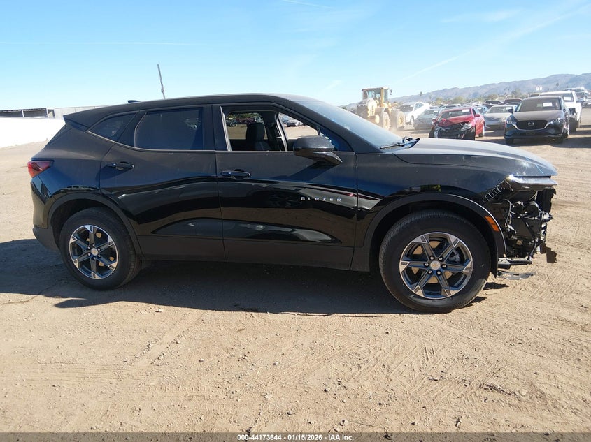 VIN 3GNKBCR4XSS130722 2025 CHEVROLET BLAZER FWD 2LT