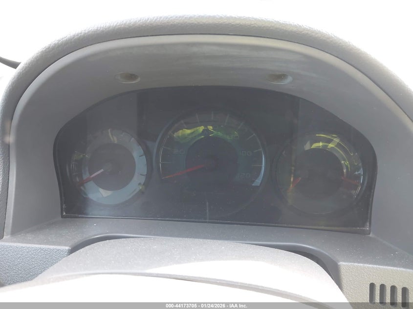 2010 FORD FUSION auction photo 7