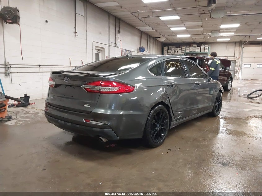 2020 Ford Fusion Se