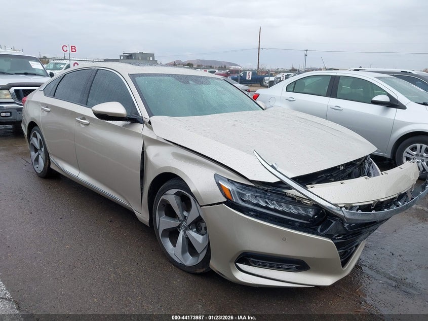 2018 HONDA ACCORD TOURING