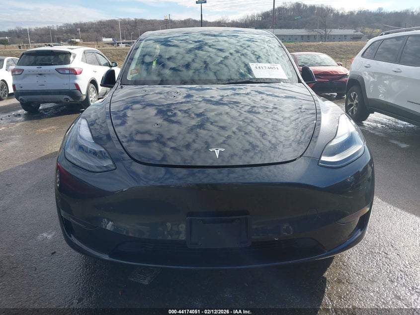 TESL MODEL Y RWD 2024 VIN 7SAYGDED7RF087317