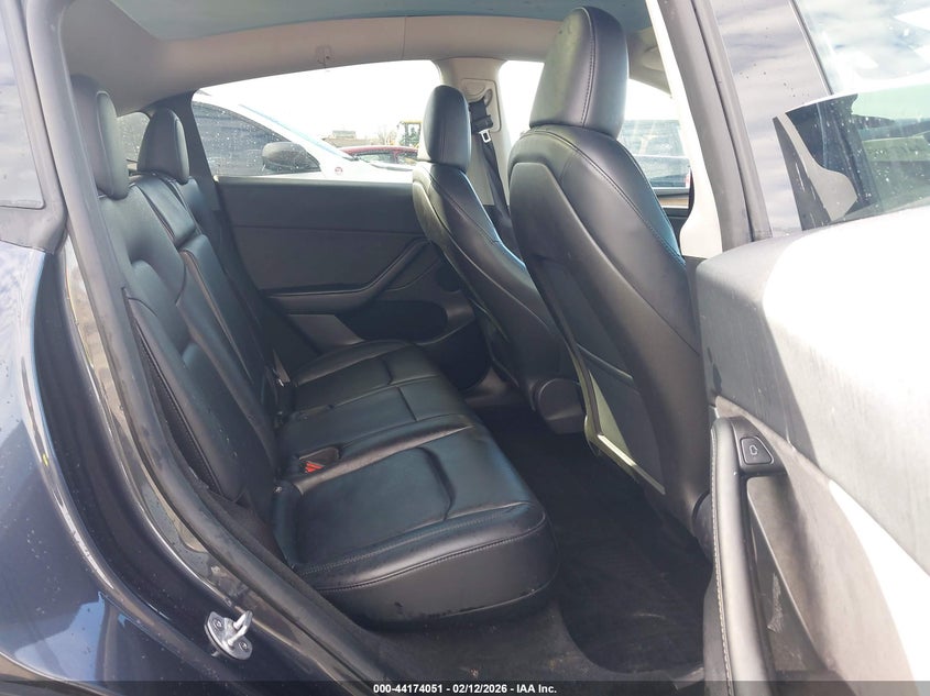 TESL MODEL Y RWD 2024 VIN 7SAYGDED7RF087317