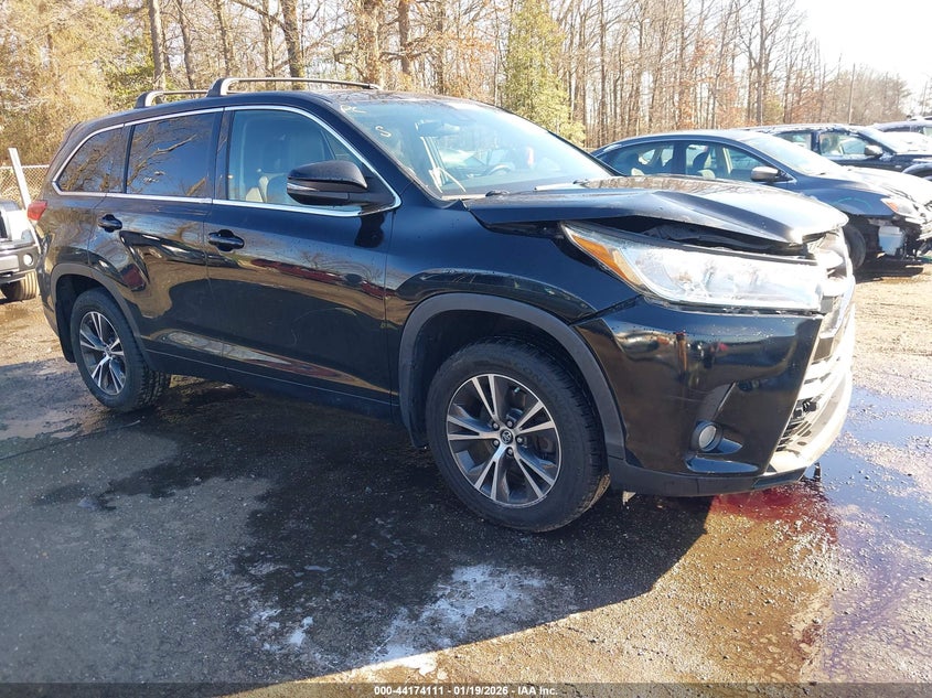 2017 Toyota Highlander Le Plus