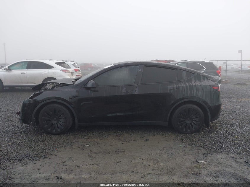 VIN 7SAYGAEE1RF985743 2024 TESLA MODEL Y LONG RANGE DUAL MOTOR ALL-WHEEL DRIVE