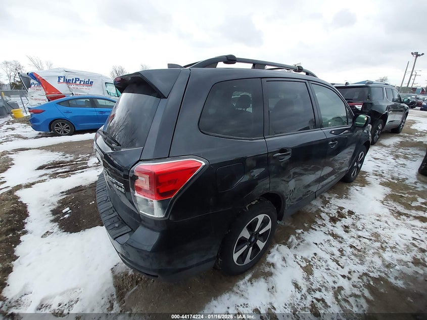 2017 SUBARU FORESTER auction photo 4