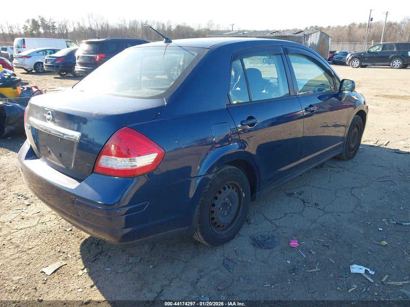 2009 Nissan Versa 1.8S