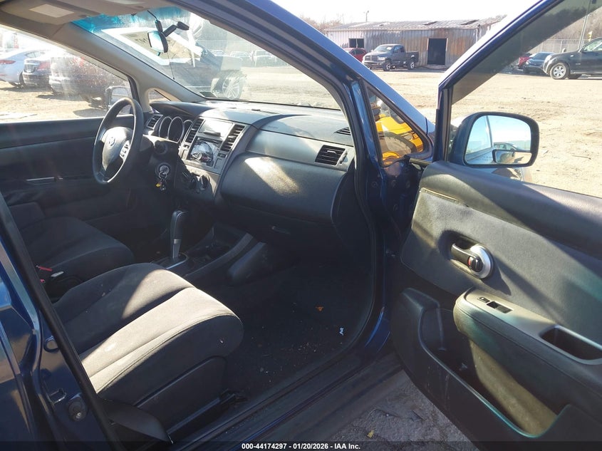 2009 Nissan Versa 1.8S