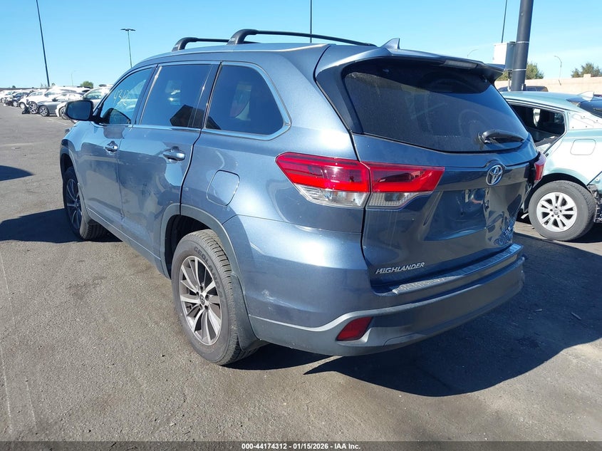 2017 Toyota Highlander Xle