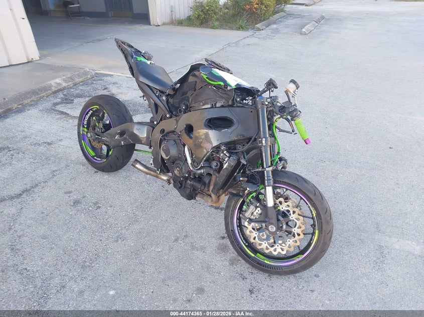 JH2SC5903CK401686 HONDA CBR1000 Photo 1