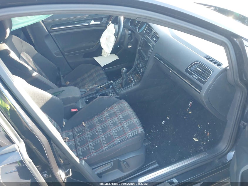 2015 Volkswagen Golf Gti 2.0T S 4-Door