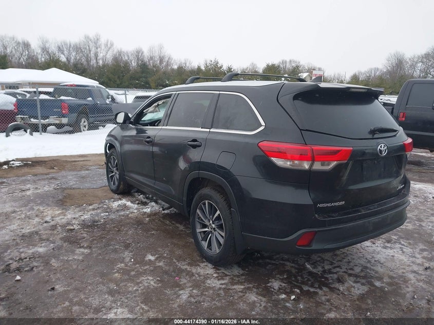 2017 Toyota Highlander Xle