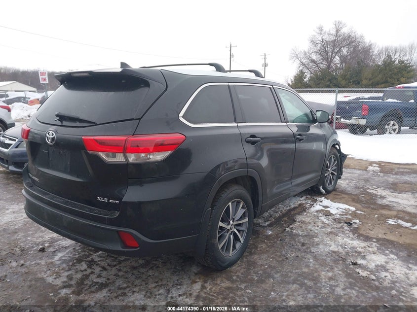 2017 Toyota Highlander Xle